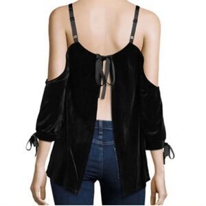 Romeo & Juliet Couture Black Velvet Cold Shoulder Open Back Tie Whimsigoth Witch